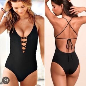 VICTORIA’S SECRETS 1 Piece Black Swimsuit with Braided Tie Back Straps in Black